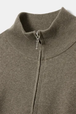 Å WOMAN Neuleet<Eivor neuletakki