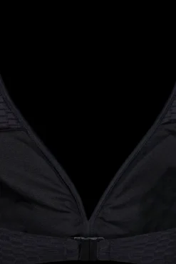 Actuelle Uima-Asut<Cyril bikiniyläosa