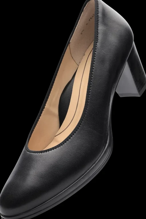 Ara Avokkaat<Orly avokkaat