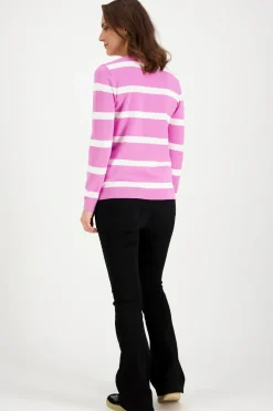 Aventura Neuleet<raitaneulepusero