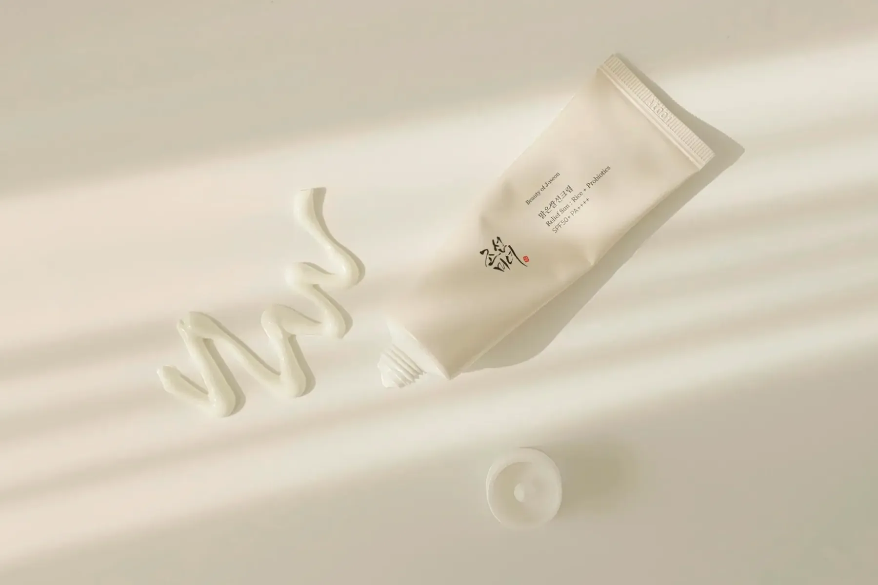 Hot Relief Sun : Rice + Probiotics aurinkovoide 50ml Korealainen Ihonhoito|Aurinkotuotteet