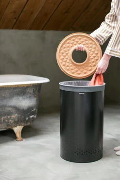 Brabantia Pyykinhoito<pyykkikori korkkikansi 60L matt black