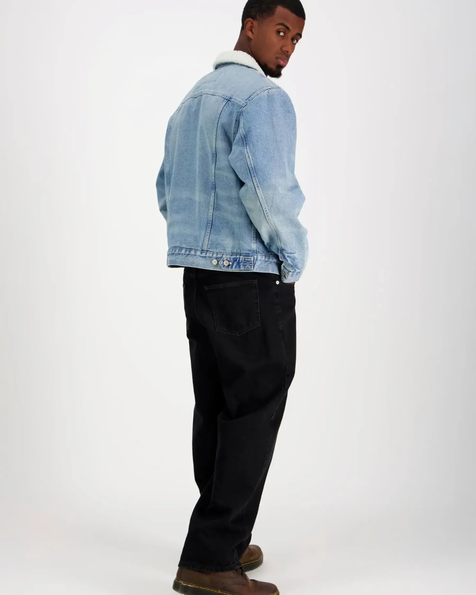 Calvin Klein Jeans Takit<90s sherpa trucker tinted thundr farkkutakki