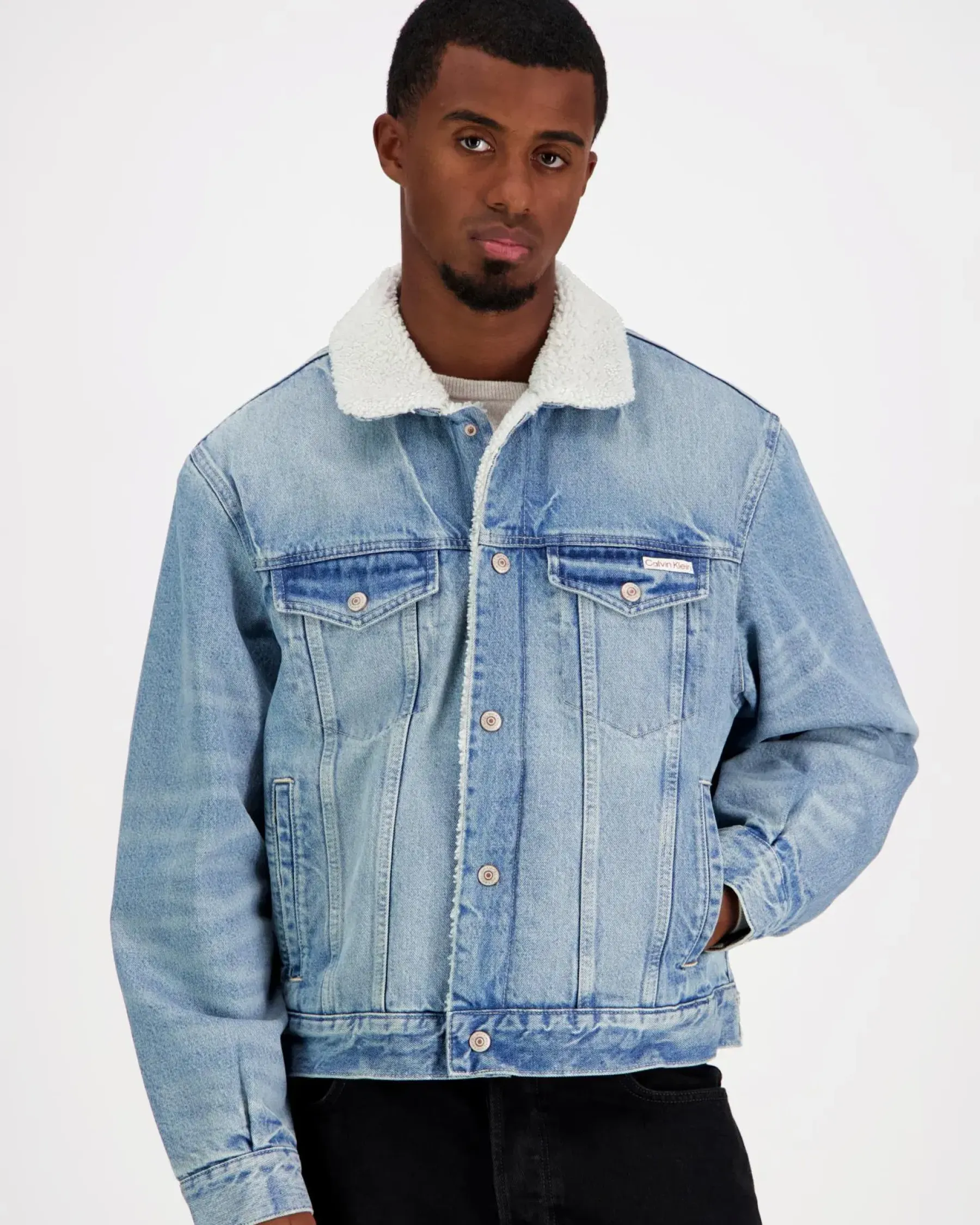 Calvin Klein Jeans Takit<90s sherpa trucker tinted thundr farkkutakki
