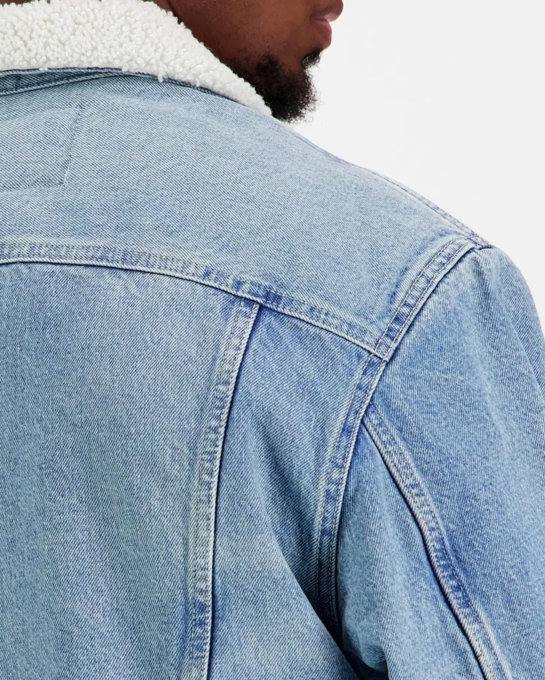 Calvin Klein Jeans Takit<90s sherpa trucker tinted thundr farkkutakki