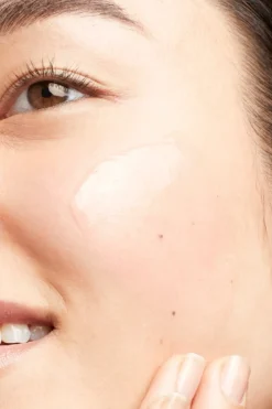 Sale Moisture Surge 100H Auto-Replenishing Hydrator kasvovoide 50 ml Ihonhoidon Tehoaineet|Kasvojenhoito