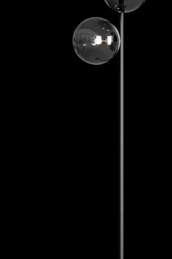 Design by Grönlund Glasgow lattiavalaisin Lattiavalaisimet