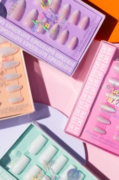 what the fake! PRESS-ON NAILS manicure set 02 CAT EYE 28 st Meikkipakkaukset|Kynsimeikit Ja Kynsienhoito