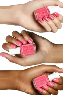 Clearance 73 Cute as Button -kynsilakka 13,5ml Kynsimeikit Ja Kynsienhoito