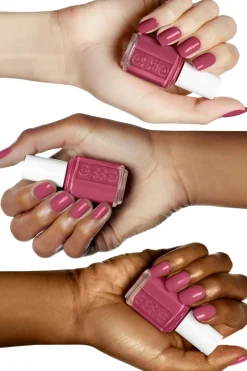 essie Kynsimeikit Ja Kynsienhoito<24 In Stiches -kynsilakka 13,5ml