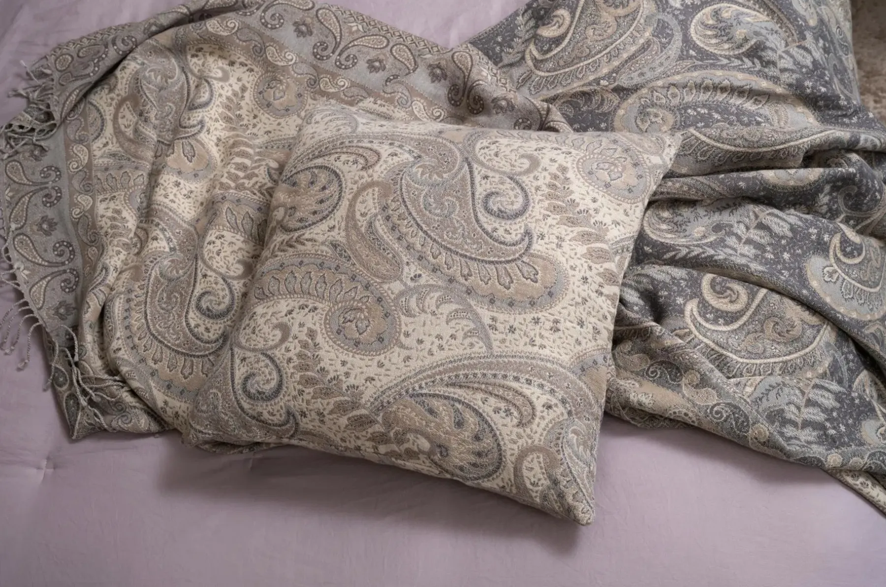 Fanni K Sisustustyynyt Ja Tyynynpäälliset<Koristetyyny Paisley 45x45cm