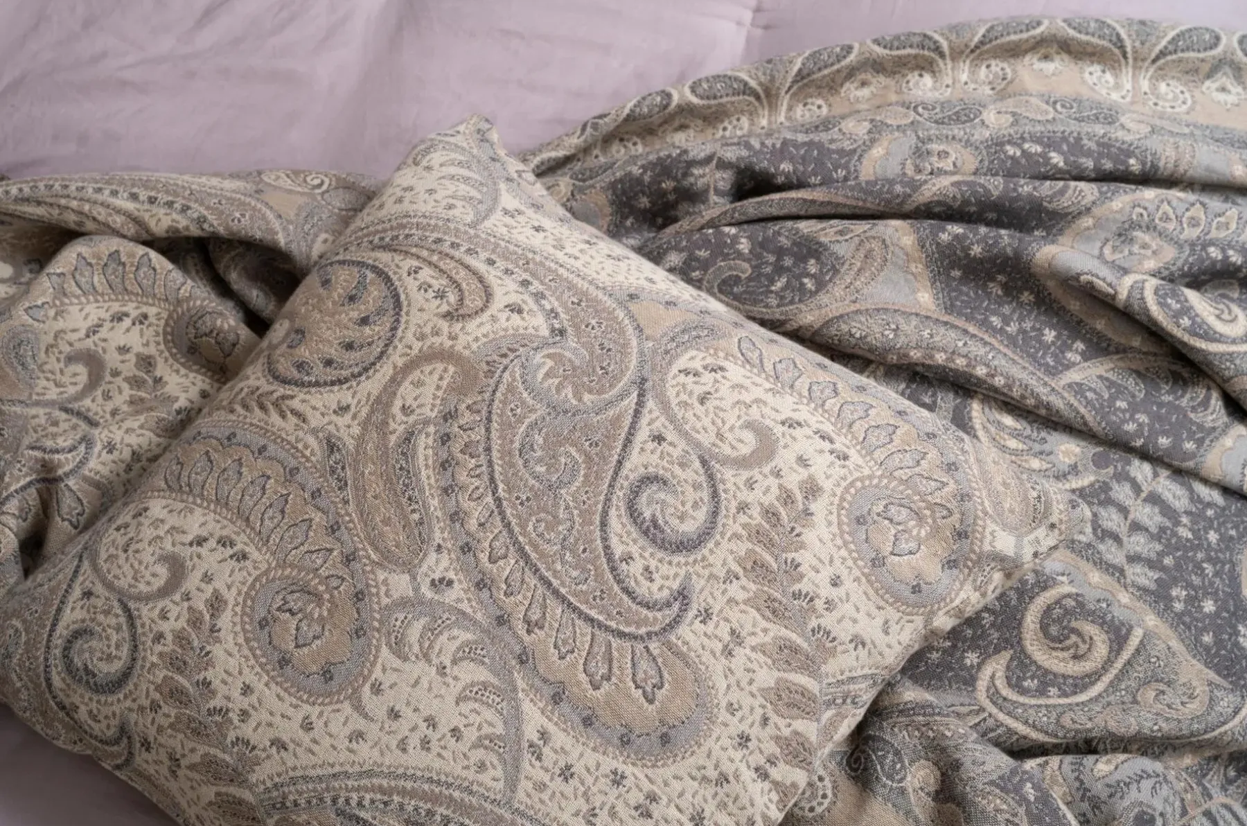 Fanni K Sisustustyynyt Ja Tyynynpäälliset<Koristetyyny Paisley 45x45cm