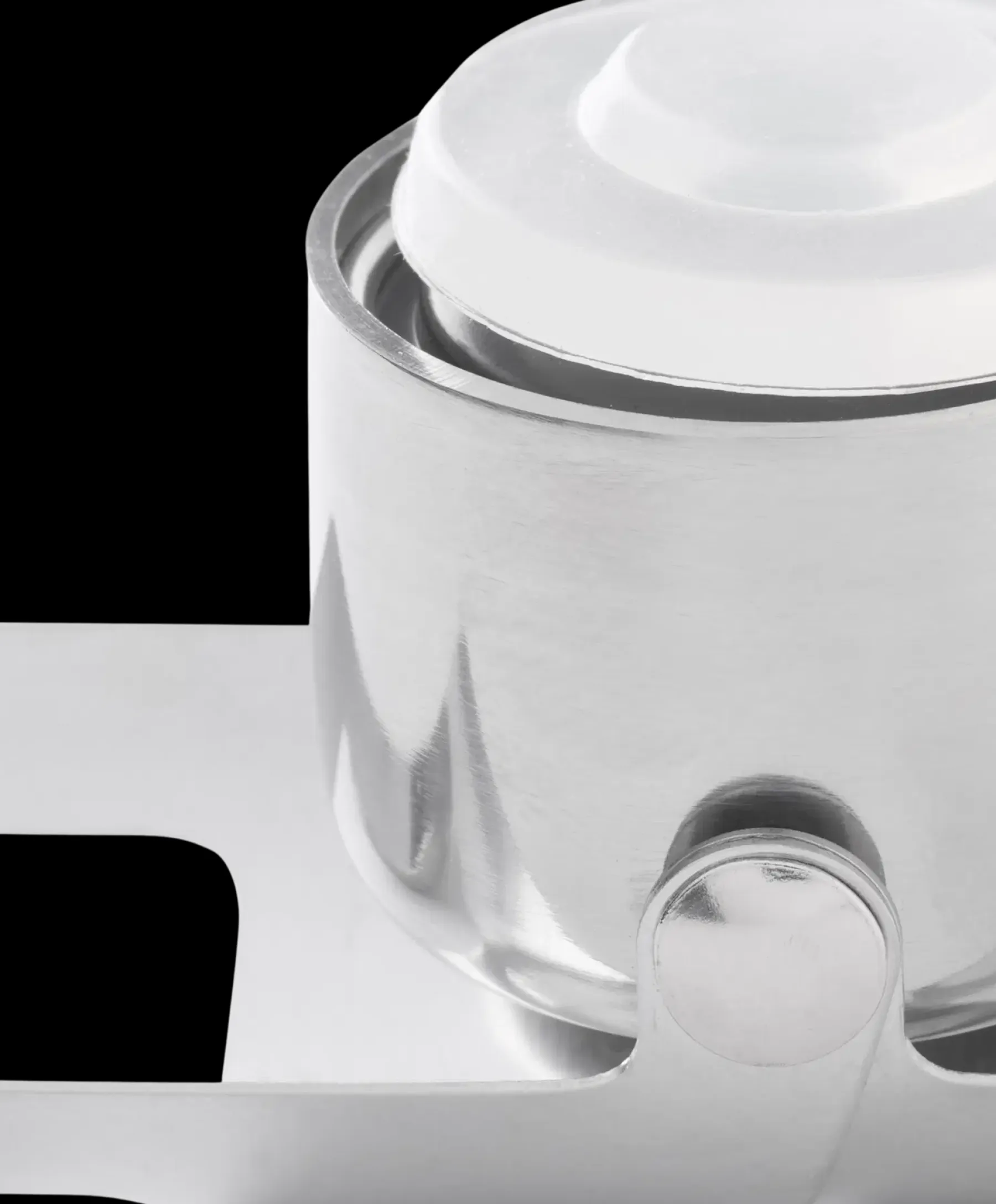 Åhléns Keittiötarvikkeet<Åhlens Home Bistro samppanjapullon sulkija hopea