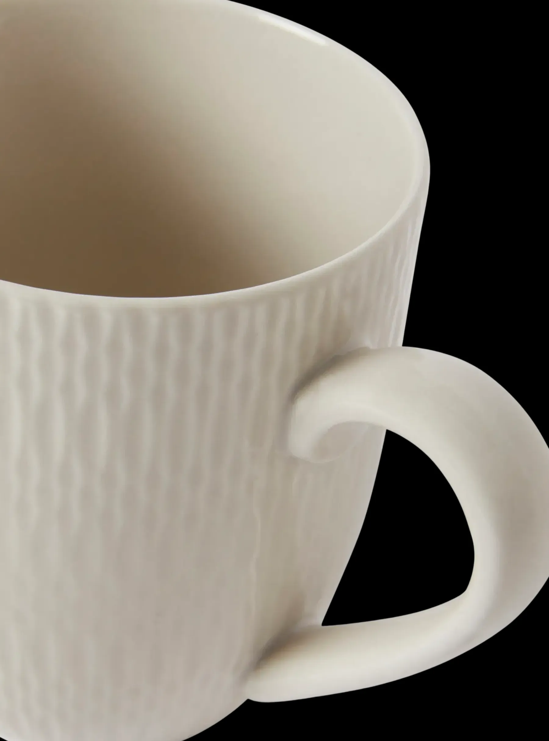 Åhléns Mukit Ja Kupit<Home Celine lautanen 22 cm harmaa