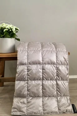 Outlet Kulkuri-untuvatorkkupeitto 130x190 cm simpukka Viltit, Huovat Ja Torkkupeitot