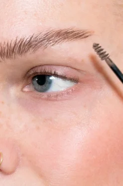 Clearance Tinted Brow Gel -kulmageeli 3,5 g Silmämeikit