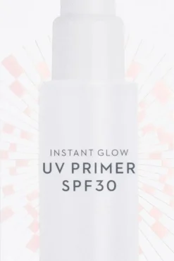 Clearance Invisible Illumination Instant Glow Heleyttävä Meikinpohjustaja SK 30 30ml Kasvomeikit