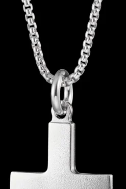 Lumoava Korut|Korut<Säde risti