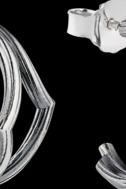 Lumoava Korut|Korut<Vaellus korvarengas