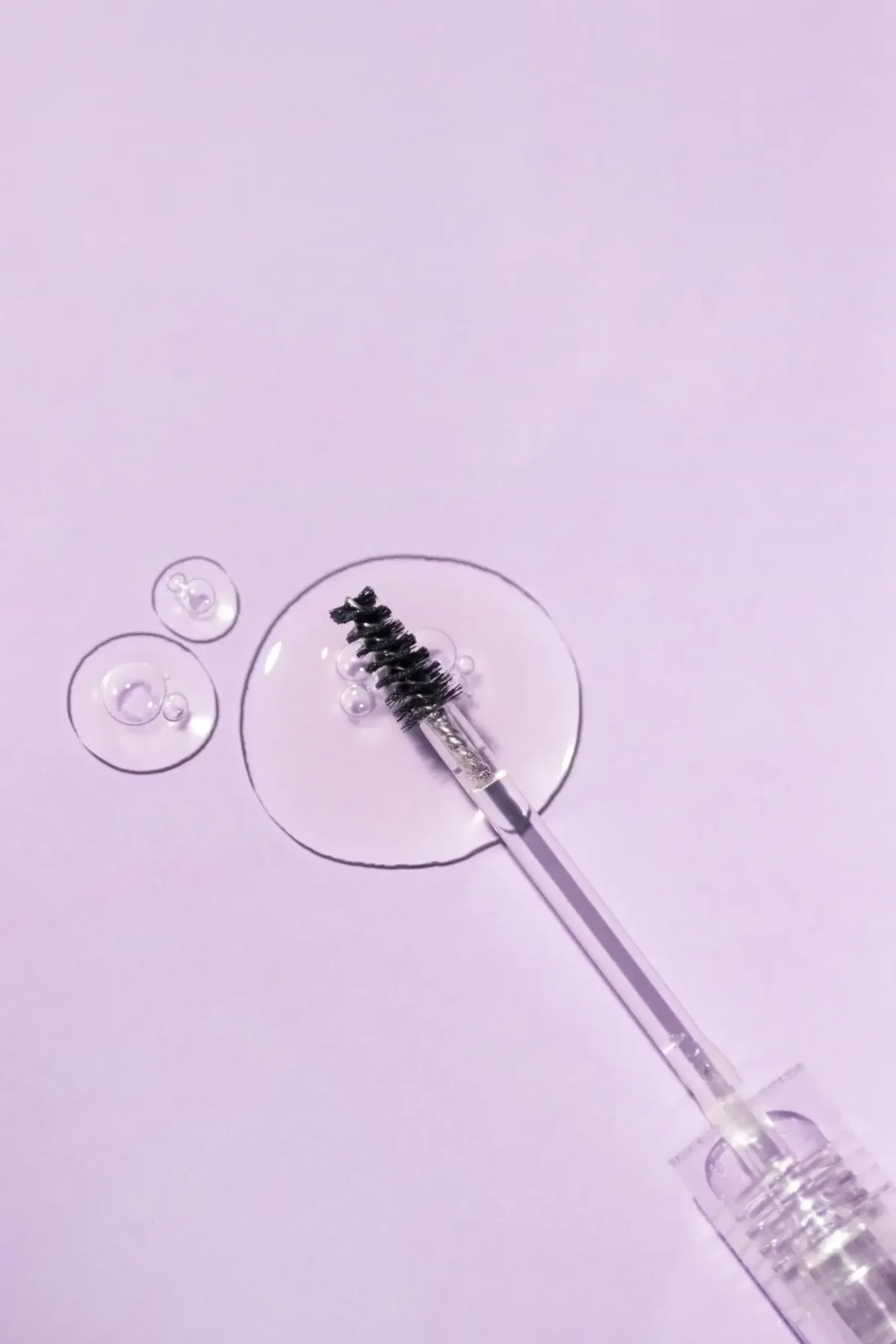 MÁDARA Meikit|Silmämeikit<MADARA GROW & FIX Kulmaseerumi 4,25ml