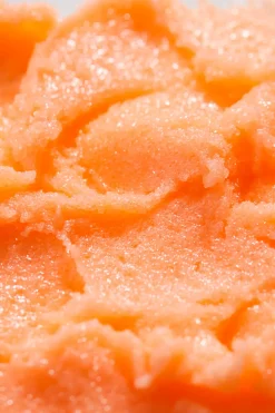 Hey, Sugar Peach Body Scrub vartalokuorinta 250 g Vartalonhoito