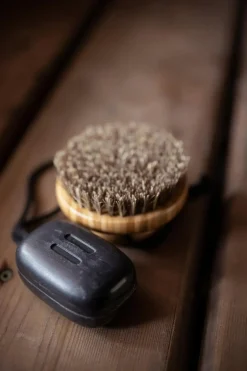 Rento Vartalonhoito|Siivousaineet Ja -tarvikkeet<Terva saunasaippua 150 g