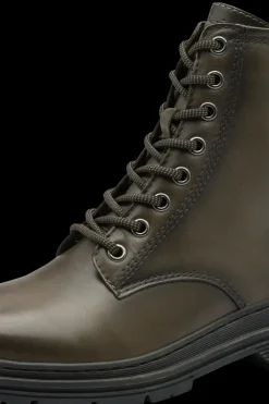 Hot nilkkurit Nilkkurit