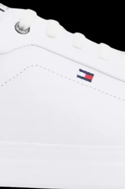 Discount Icon Court Light ESS Tennarit Ja Lenkkarit