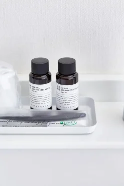 Yamazaki Tarjoiluastiat<Tower säilytystarjotin 1,5x22x10 cm, valkoinen