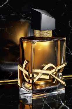 Yves Saint Laurent Hajuvedet<Libre Eau de Parfum Intense tuoksu 30 ml