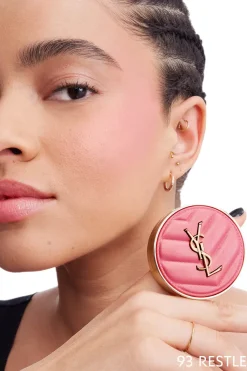 Clearance Make me Blush Bold Blurring Blush poskipuna 8 g Kasvomeikit