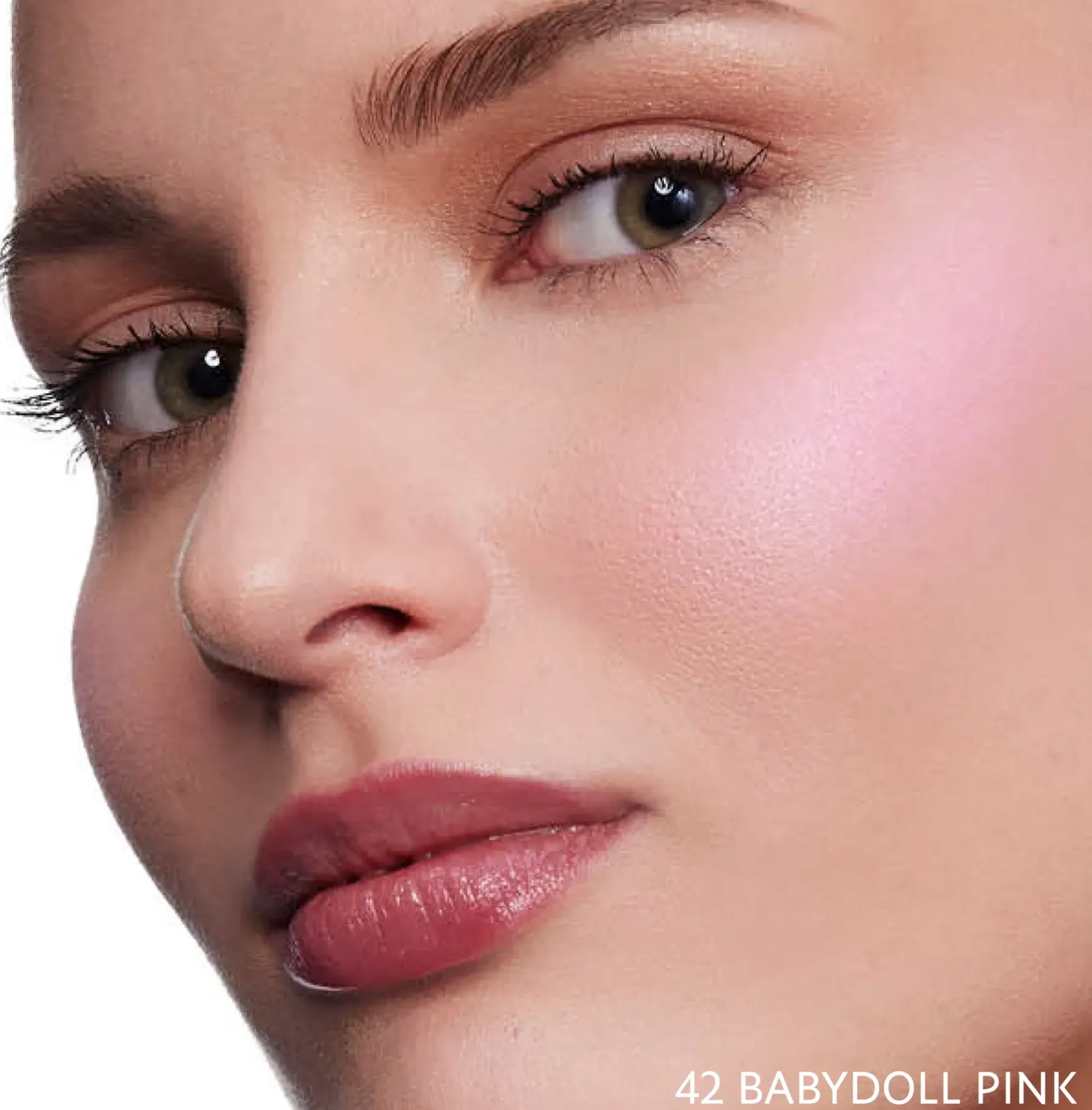 Clearance Make me Blush Bold Blurring Blush poskipuna 8 g Kasvomeikit