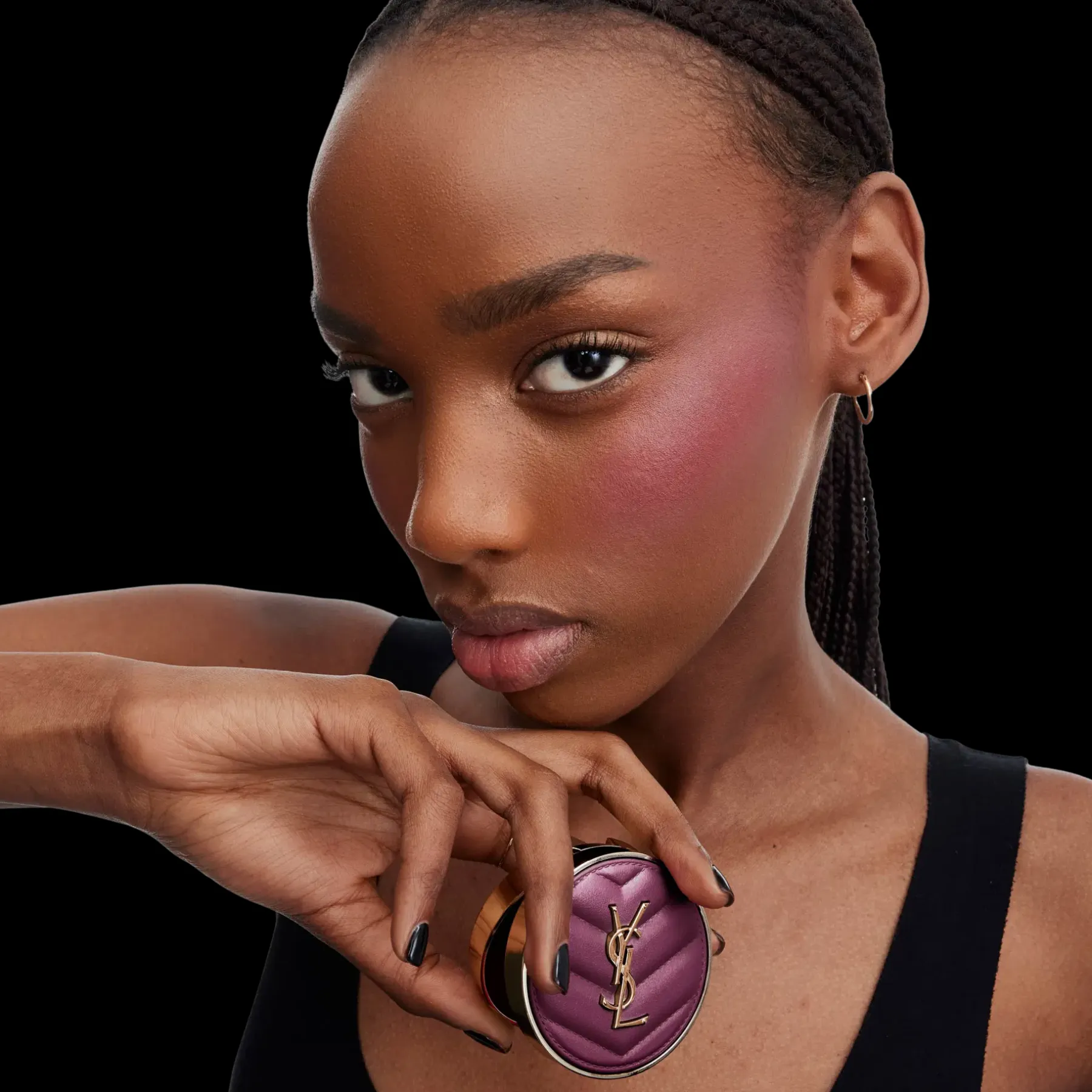 Clearance Make me Blush Bold Blurring Blush poskipuna 8 g Kasvomeikit