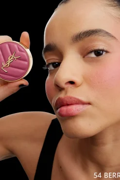 Clearance Make me Blush Bold Blurring Blush poskipuna 8 g Kasvomeikit